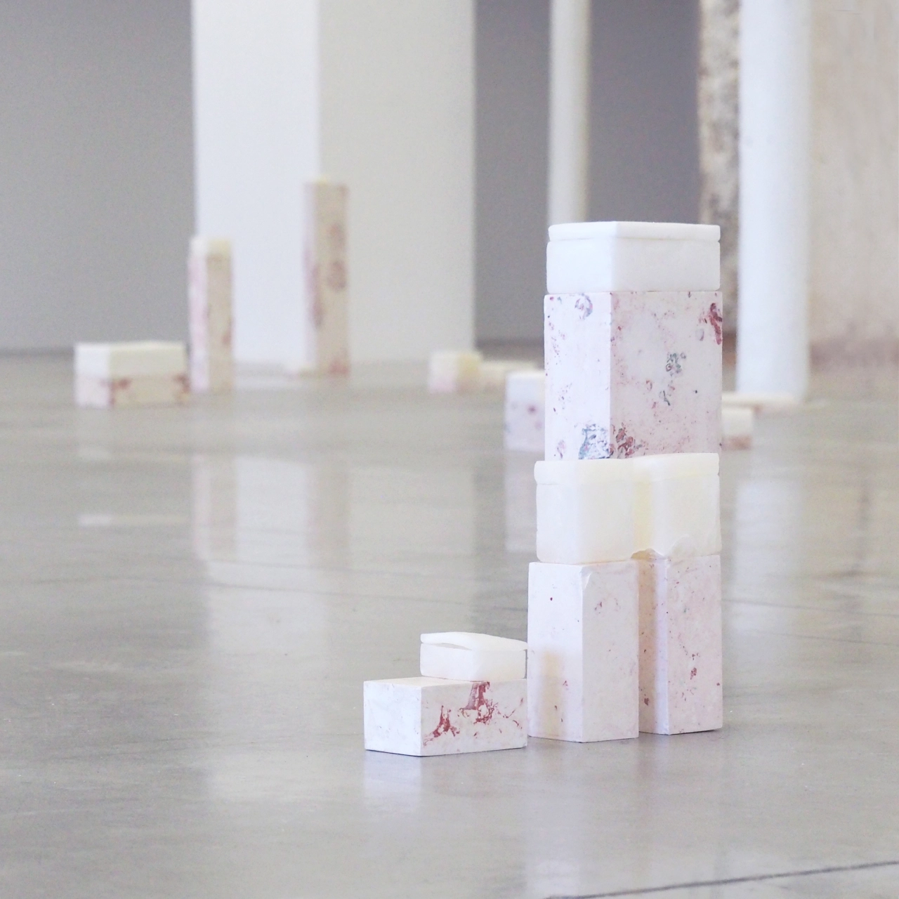 œuvre: Sans titre (vides précaires), 2023 - Flore Saunois